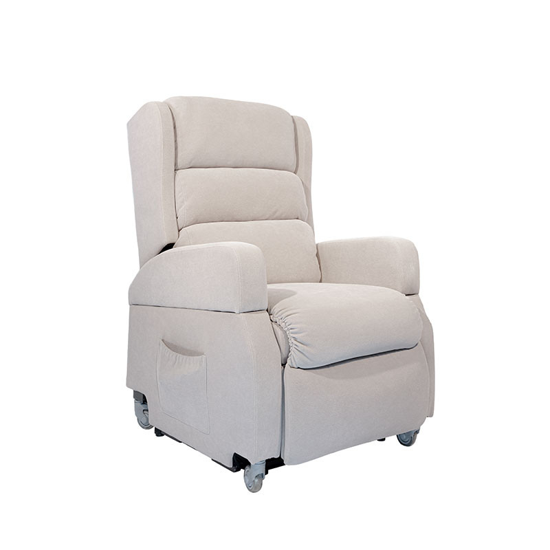 Fauteuil releveur et relax pour senior : info, prix et aides